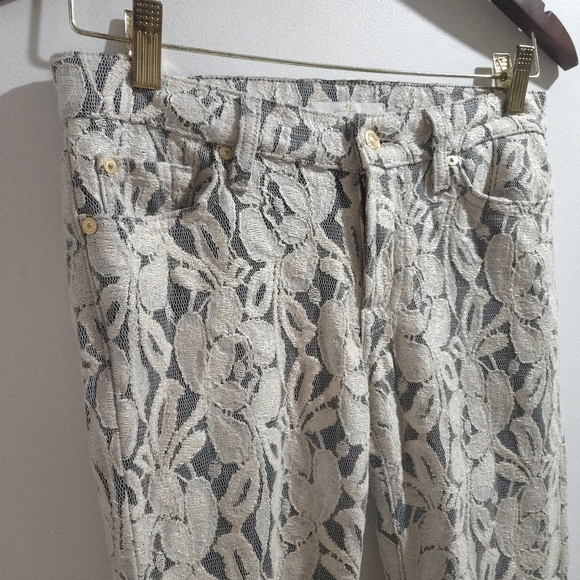 7 For All Mankind | Women's Cream And Gold Tone Lace Pattern Pant - Picture 3 of 12